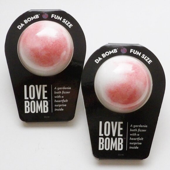 Love Bomb Da Bomb Bath Fizzer Bundle of 2 Gardenia Scented Made in USA - Picture 1 of 5